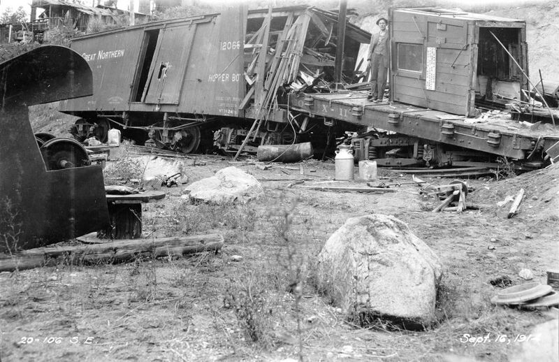 File:1914-09-16-bbrr-067-20-106se-rr-accident.jpg