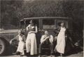 1933-1936-rml-0315a-four-young-people-by-car-1600.jpg