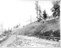 1911-10-31-bbrr-032-rr-along-road-grade.jpg