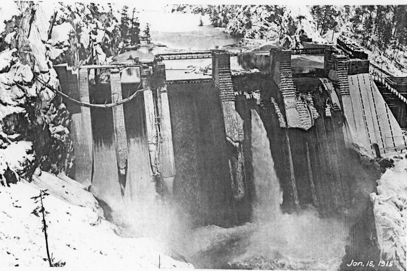 File:1915-01-15-llt-0124-north-flank-dam-1600.jpg