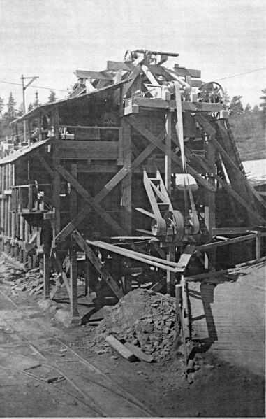 File:1913-llt-0056-maybe-concrete-mixing-plant-1600.jpg