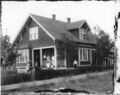 1905-1920-cap-046-early-craftsman-house-family-1600.jpg