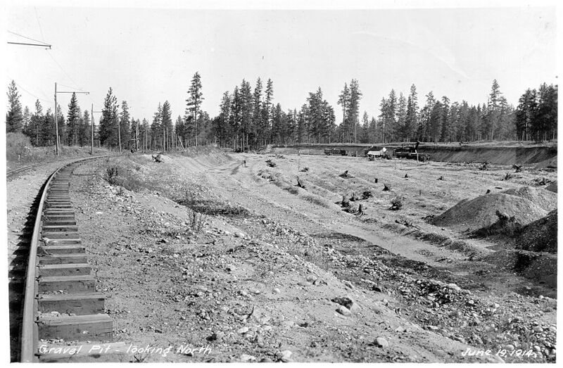 File:1914-06-19-bbrr-042-gravel-pit-looking-north.jpg