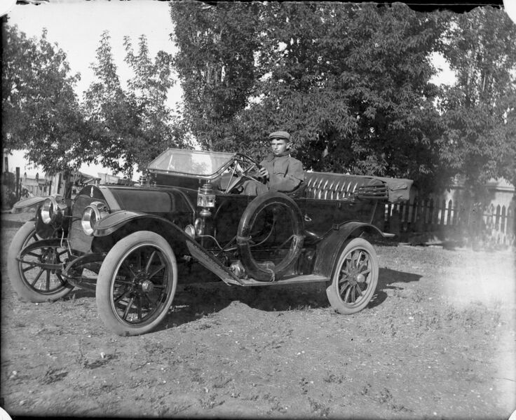 File:1905-1915-otto-0332-otto-in-auto-1600.jpg